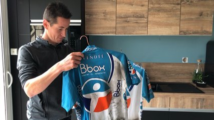 Alexandre Pichot et sa collection de maillots de Paris-Roubaix
