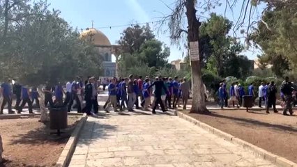 Fanatik Yahudilerden Mescid-i Aksa'ya baskın