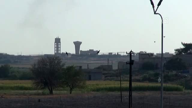 Barış Pınarı Harekatı - Tel Abyad'daki terör hedefleri obüs atışlarıyla vuruluyor (5)