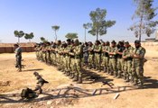 Suriye Milli Ordusu, operasyon öncesi namaz kıldı