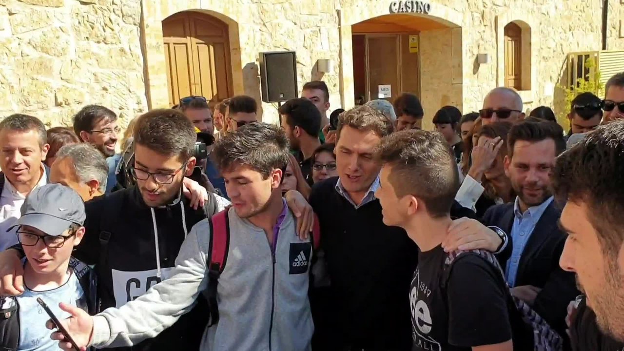 'Vamos de cañas con Albert Rivera' en Salamanca