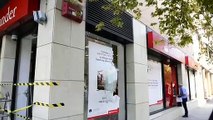 Robo de un cajero del banco Santander ubicado en la calle Suecia (Madrid)