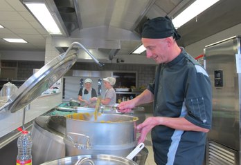 Châtenois : au collège, on mange bio et local, et on ne gaspille pas