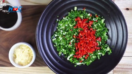 How to make spicy sesame leaf kimchi