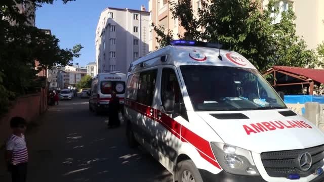 Öğrenci servisi ile hafif ticari araç çarpıştı: 10 yaralı