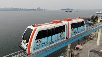 개통 하루만에 멈춘 월미바다열차...승객 큰 불편 / YTN