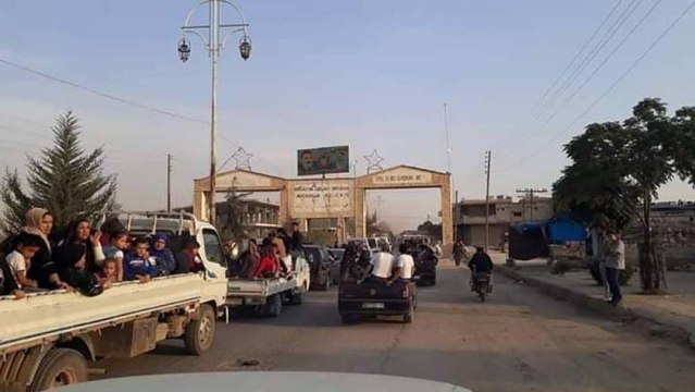 ميليشيا قسد تستخدم المدنيين الأكراد شمال سوريا دروعاً بشرية بمواجهة تركيا - هنا سوريا