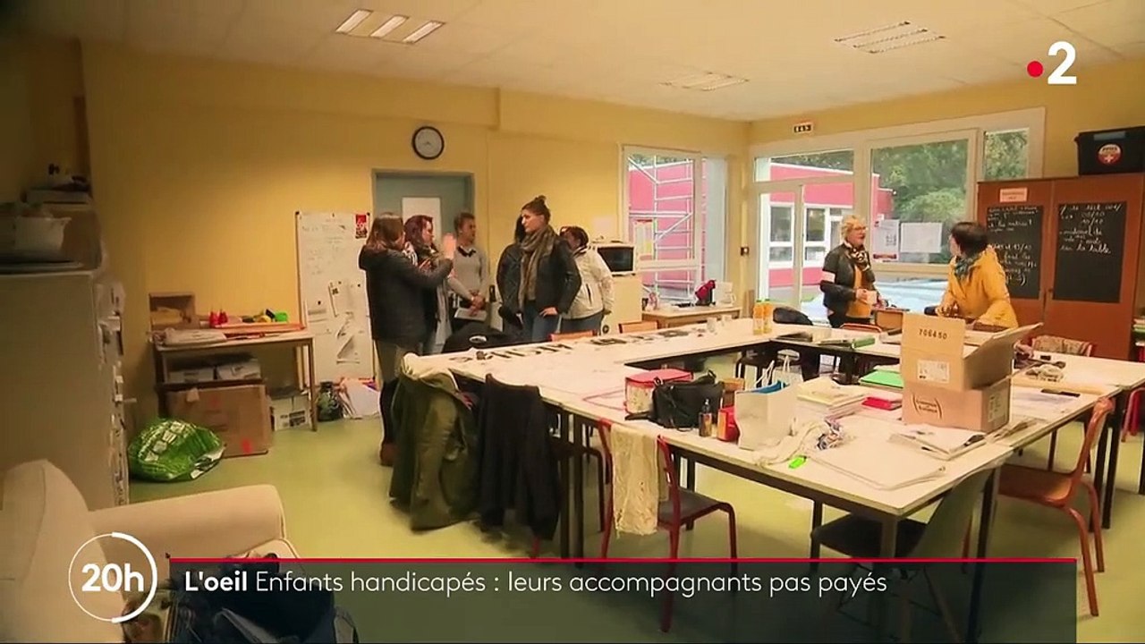 Accompagnants d'enfants handicapés : ils sont sans salaire depuis la rentrée