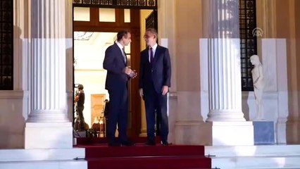 NATO Genel Sekreteri Stoltenberg Yunanistan'da