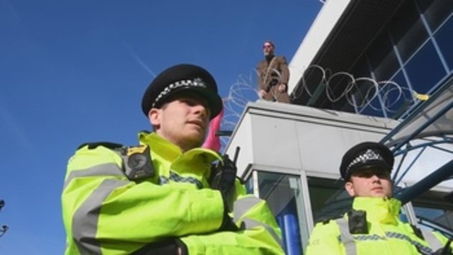 Continúan las protestas globales contra la crisis climática