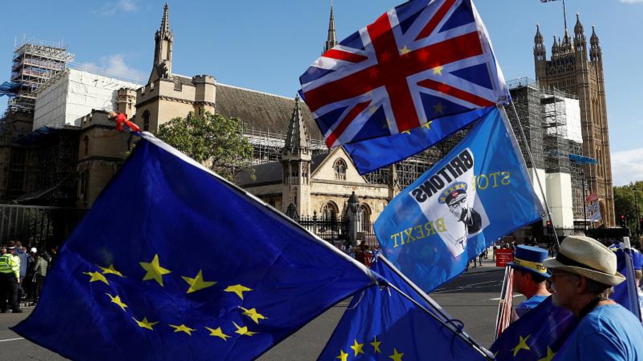 Την παραμονή τους στη Βρετανία, μετά το Brexit,...