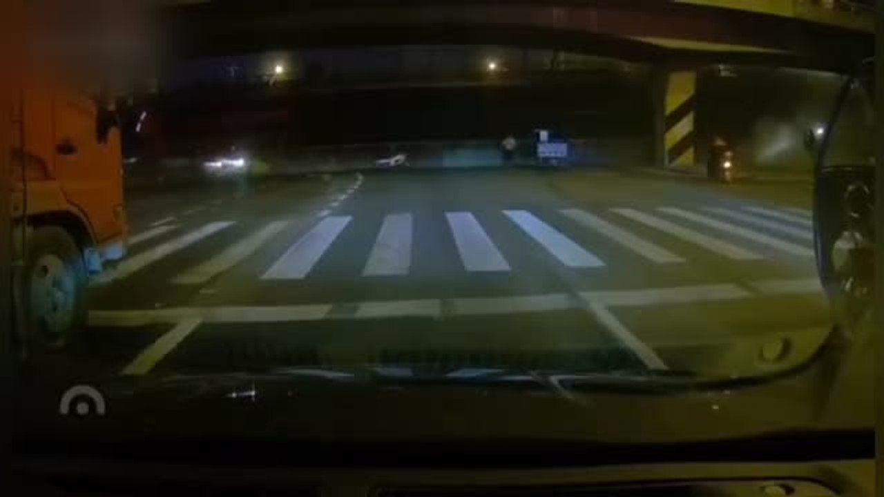 Al menos tres fallecidos tras el derrumbe de un puente en China