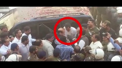 Capt (R) Muhammad Safdar kisses Nawaz Sharif hand