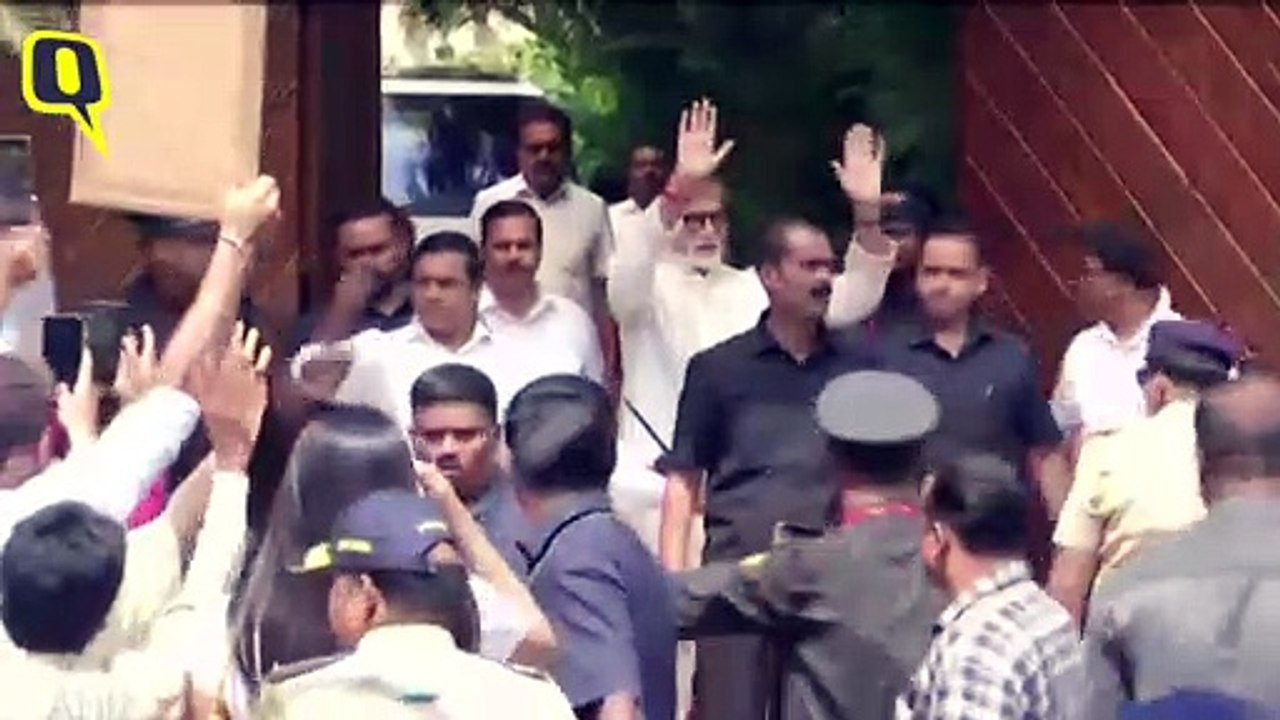 Amitabh Bachchan Greets His FAns on His 77th Birthday