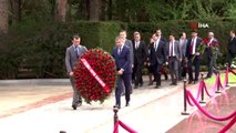 - Milli Eğitim Bakanı Selçuk, Bakü'de şehitlikleri ziyaret etti- Bakan Selçuk, Azerbaycanlı...