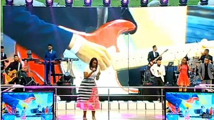 VAMOS LOUVAR COM ELAINE MARTINS