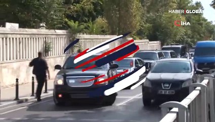 Cumhurbaşkanı Erdoğan'dan anne ve babasının mezarlarına ziyaret