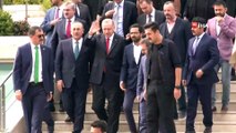 Cumhurbaşkanı Erdoğan, Cuma namazını Marmara Üniversitesi İlahiyat Fakültesi Camii'nde kıldı