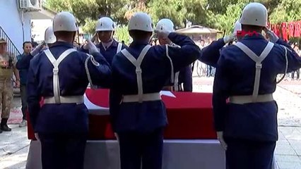 Şanlıurfa 11 yaşındaki elif terim ceylanpınar' da semerkant camiinde son yolculuğuna uğurlandı