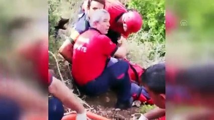 Zeytin toplarken uçuruma düşen kişi yaralandı - ADANA