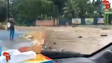 Le carrefour du Zoo d'Abidjan inondé