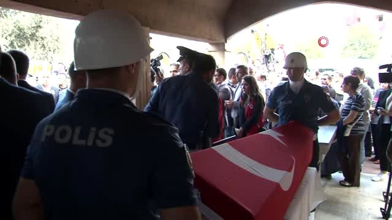 Barış Pınarı Harekatı şehidi Cihan Güneş son yolculuğuna uğurlandı