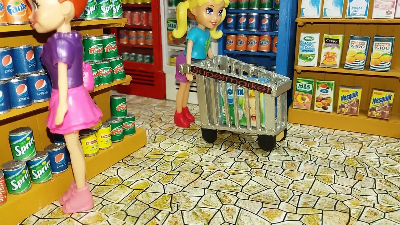 İkizler Markette | Oyuncak Bebeklerle Oyuncak Market Oyunu