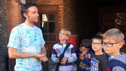 Visite guidée des décors du film Eiffel