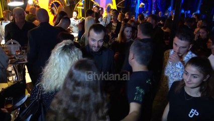 Joni Peçi lançon parfumin “Enciklopedia”