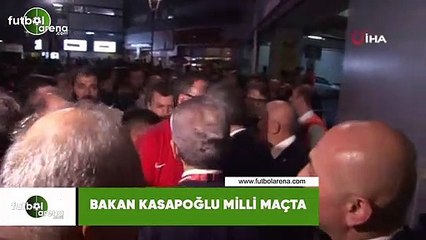 Bakan Kasapoğlu milli maçta