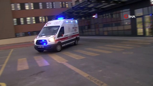 Sokak ortasında satırlı dehşet...İki çocuk annesi kadın, eski eşinin satırlı saldırısına uğradı