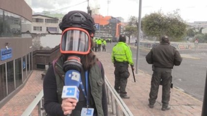 Informe a cámra: Disturbios junto al Parlamento de Ecuador, la Bastilla de la lucha indígena -.