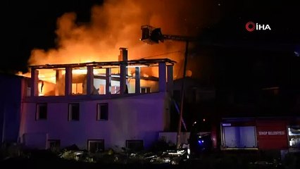 Sinop’ta bir ev alevlere teslim oldu