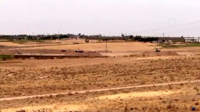 Tel Abyad'daki terör hedefleri obüs atışlarıyla vuruluyor (2)