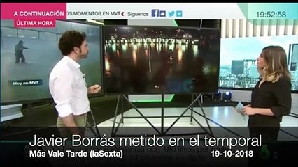 Este es el (¿innecesario?) directo de un reportero en el temporal de lluvias del que toda la Red está hablando