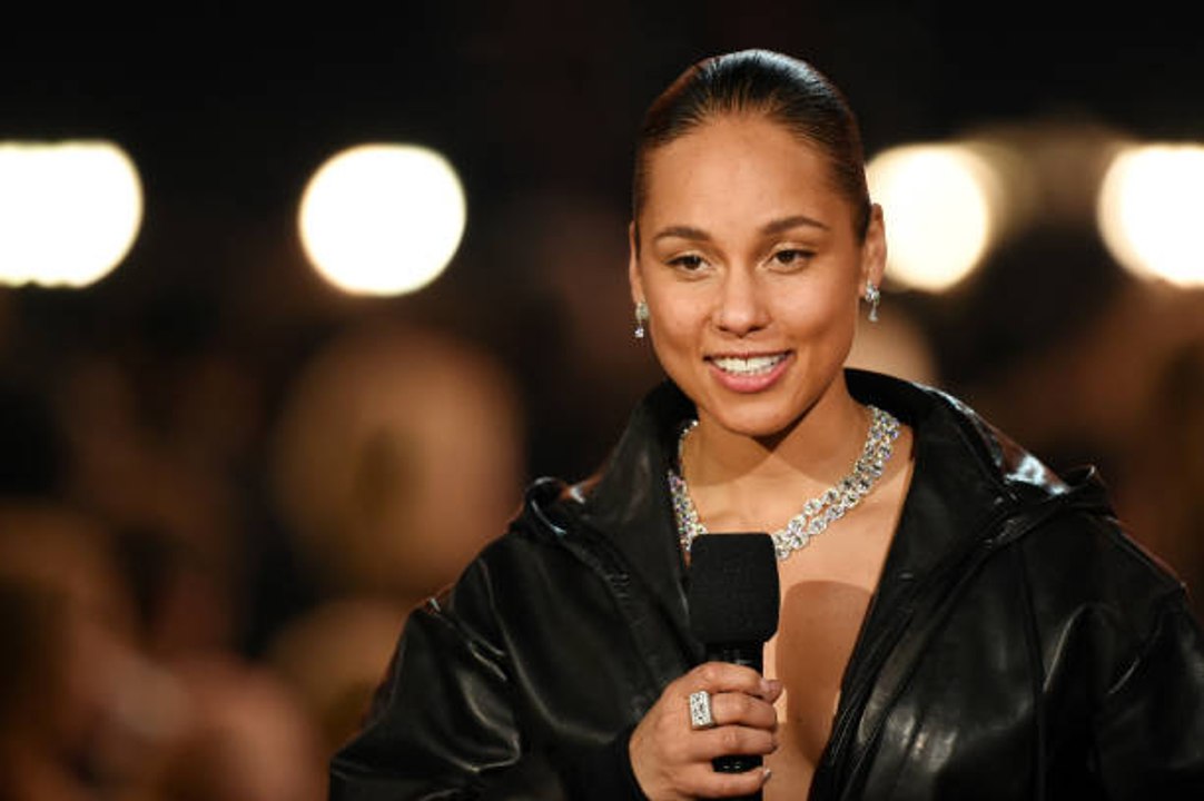 Alicia Keys Is Battling 'Self-Worth Issues'
