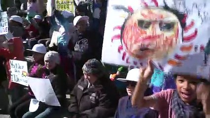 Pese a falta del Nobel, Greta Thunberg continúa protestas por el clima