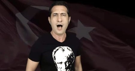 Şarkıcı Kıraç'ın seslendirdiği Vatan Marşı, takipçilerinden tam not aldı