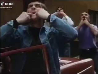 Best funny video, only brilliant people can understand this