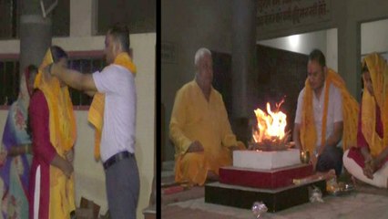 कुशीनगर: SDM को आधी रात महिला मित्र से करनी पड़ी शादी, जानिए क्या है वजह