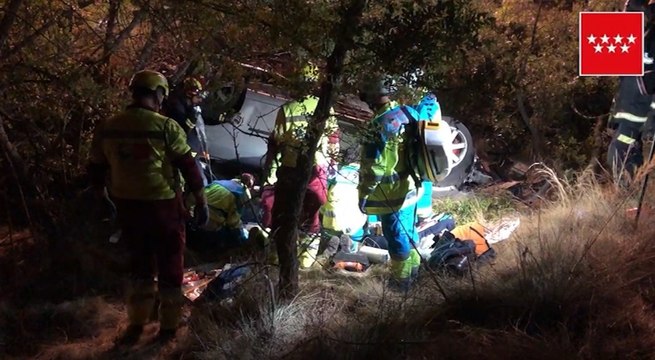 Muere un joven de 17 años tras la salida de la vía de un turismo