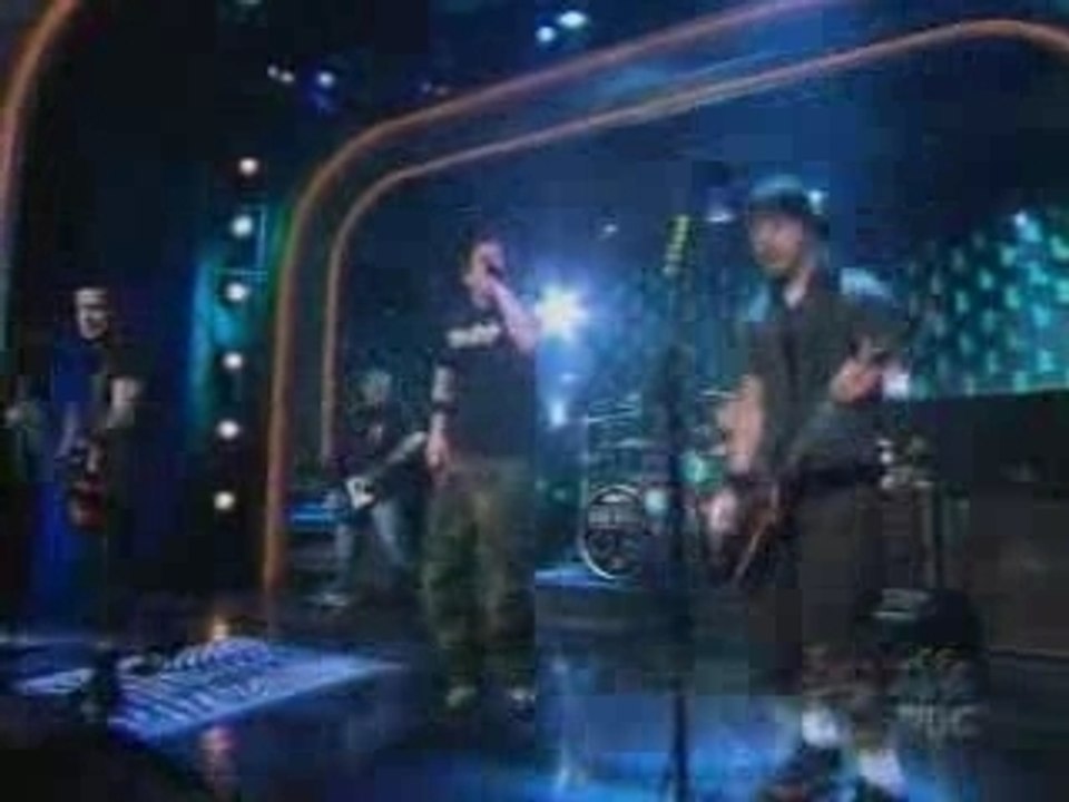 Simple Plan - I'd do anything (live at cornon show)