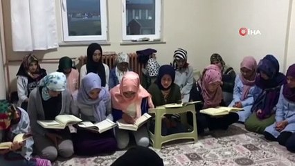 Öğrencilerden Barış Pınarı Harekâtı'na destek