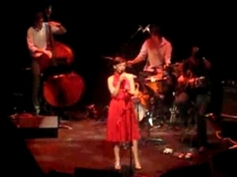 Gretchen Parlato in Brisbane, jazz singer