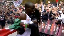 Kipchoge completa maratona em menos de duas horas!