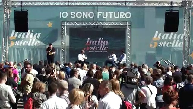 Costa dalla Mostra d'Oltremare di Napoli per #Italia5Stelle (12.10.19)