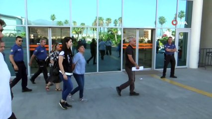 Hatay İskenderun'da HDP Eş başkanı terör örgütü propagandası suçlaması ile tutuklandı