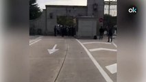 Varias personas intentan acceder al Valle de los Caídos