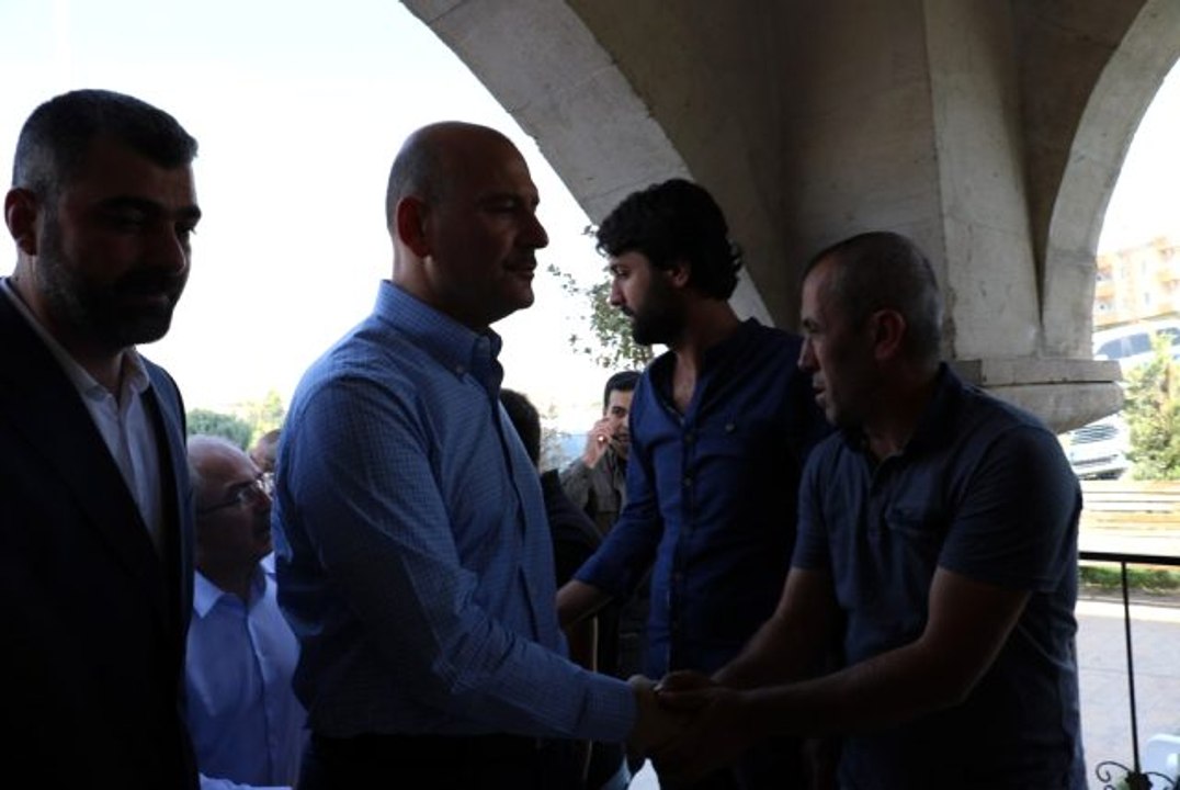Bakan Soylu, Mardin'de sivil şehit yakınları ile bir araya geldi