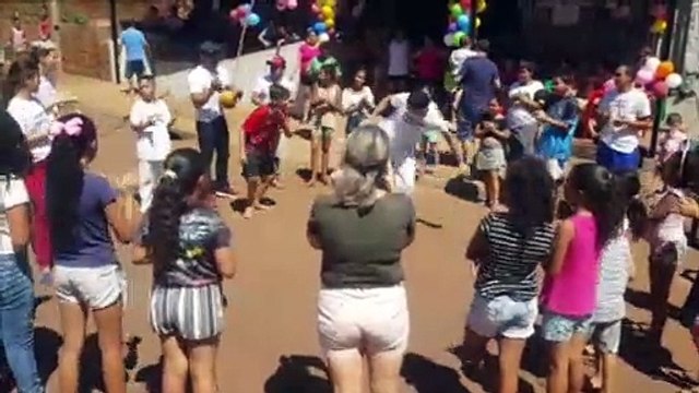 Moradores do XIV de Novembro fazem grande festa para o Dia das Crianças